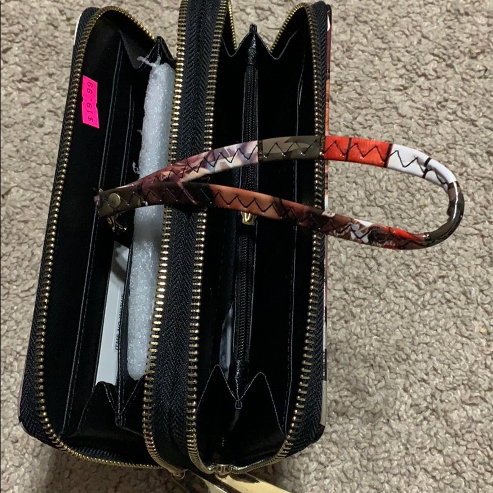 Wallet - Picture 4 of 4